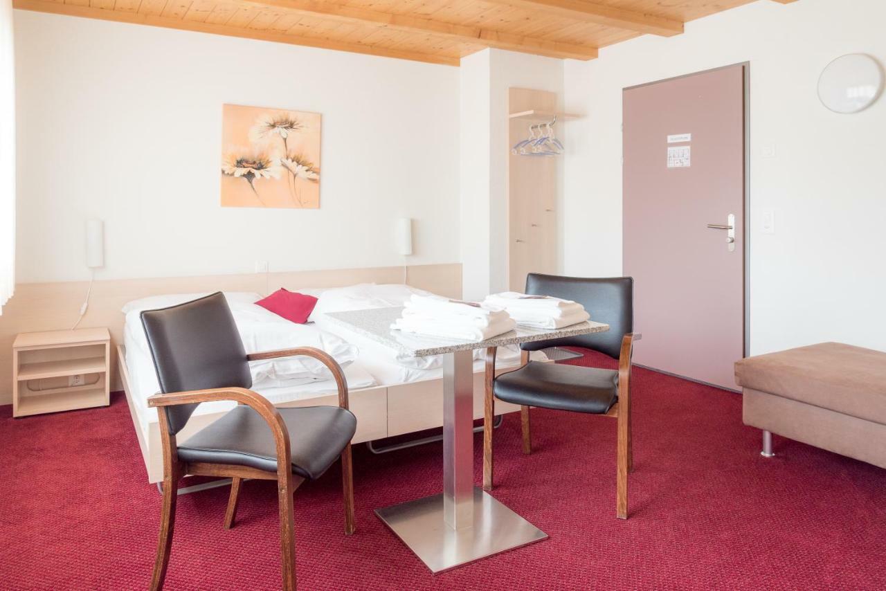 Auszeit-Hotel Z Aeschiried Aeschi Bei Spiez Room photo